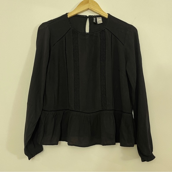 H&M Blouse with Lace Details- Size 10 - Picture 3 of 16
